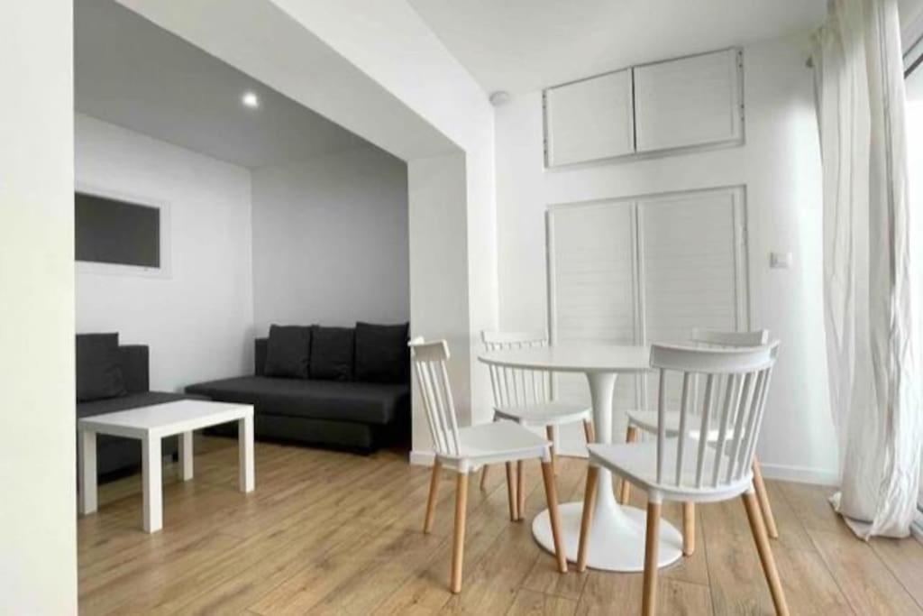 Cozy & Elegant Appartement Нарбонн Екстер'єр фото